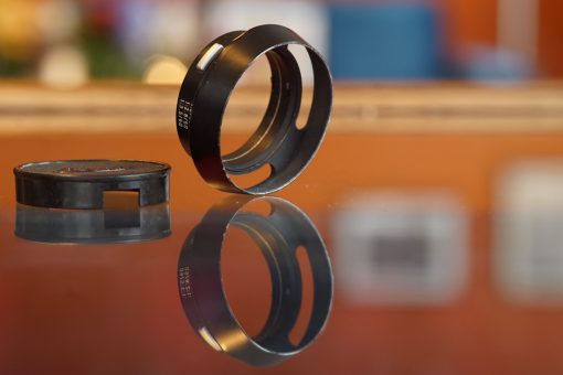 Leica lens hood with original rear cap