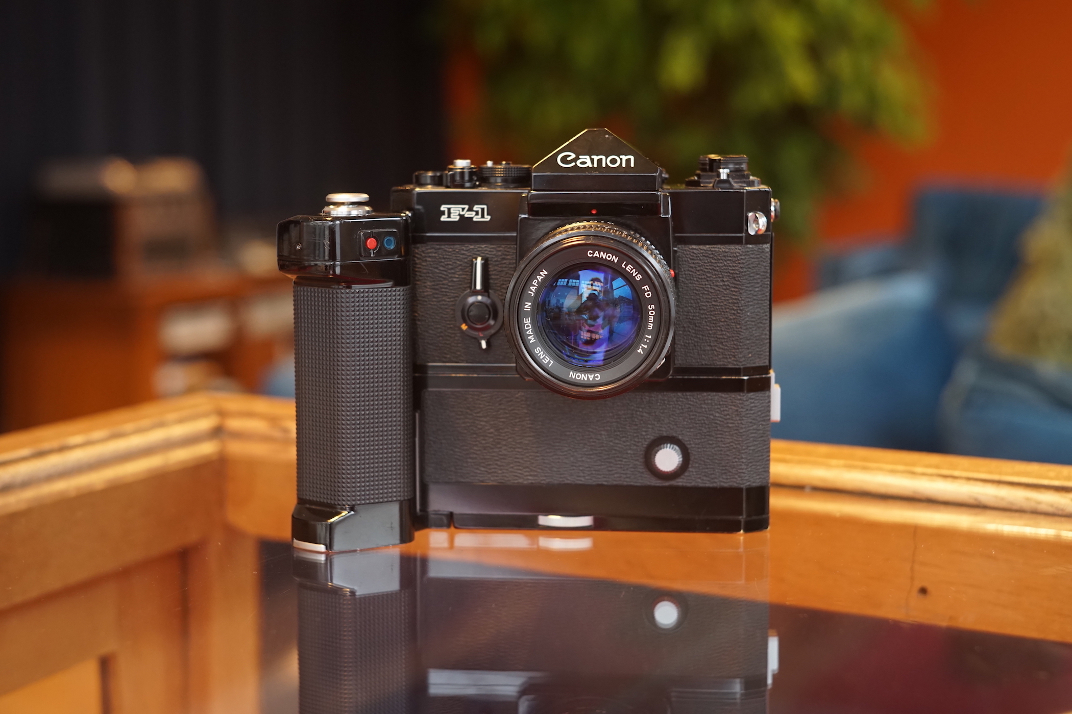 Canon F1 motordrive with 50mm f1.4 Camera Obscura Elburg