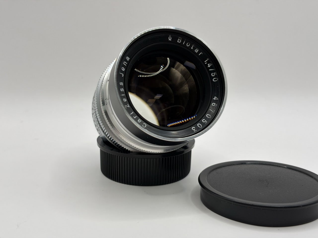 Zeiss Biotar 50mm f1.4 converted to Leica M