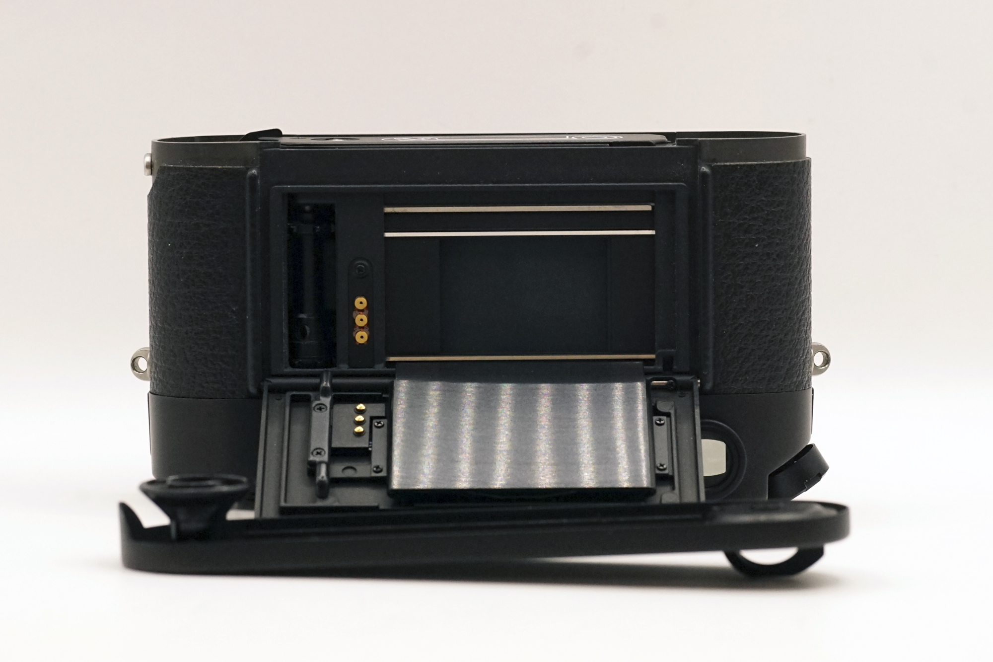 Leica M6 Rangefinder 0.72 Black - Image 10