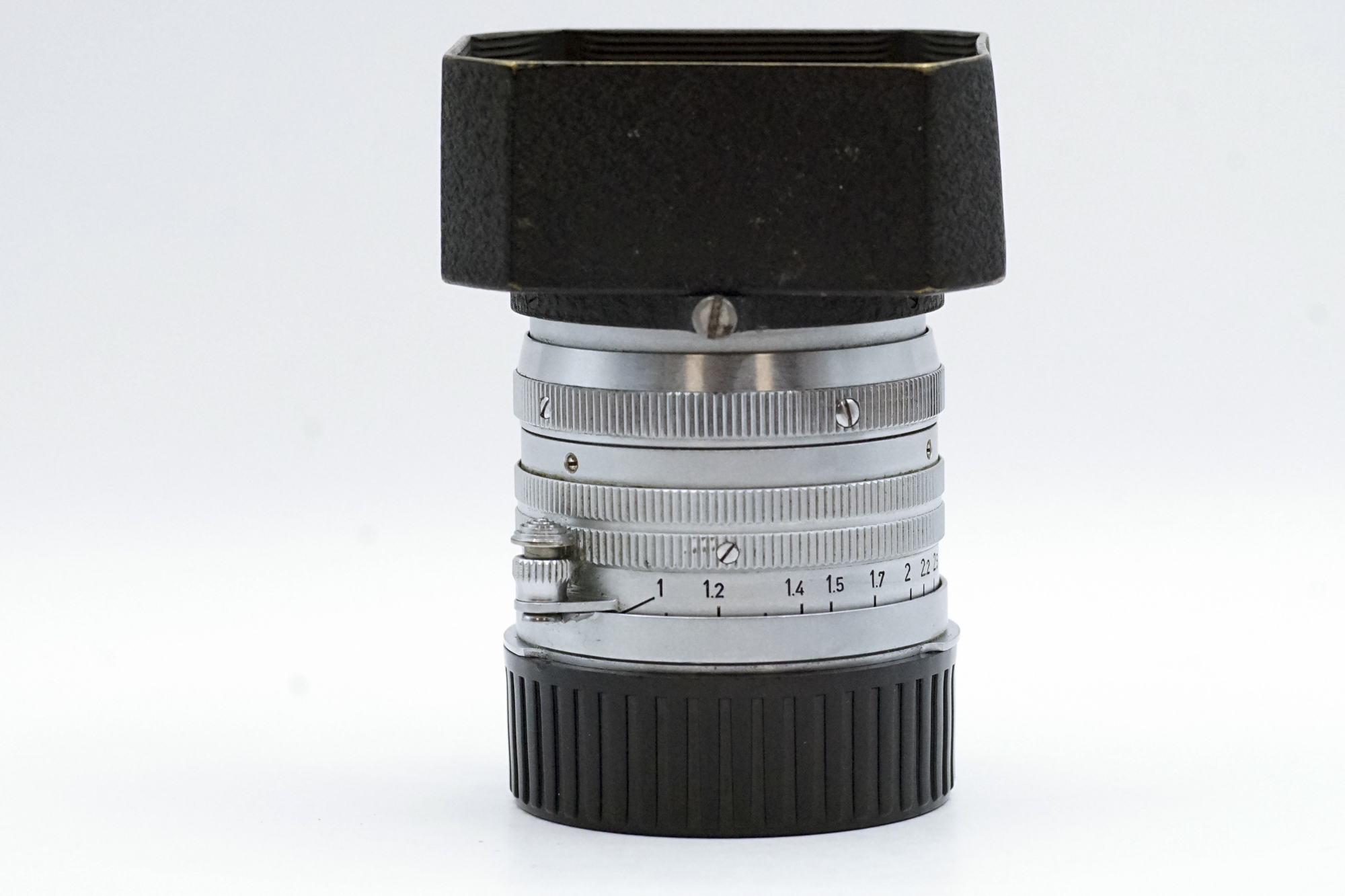 Leica Summarit 5cm f1.5 LTM +hood + adapter - Image 10