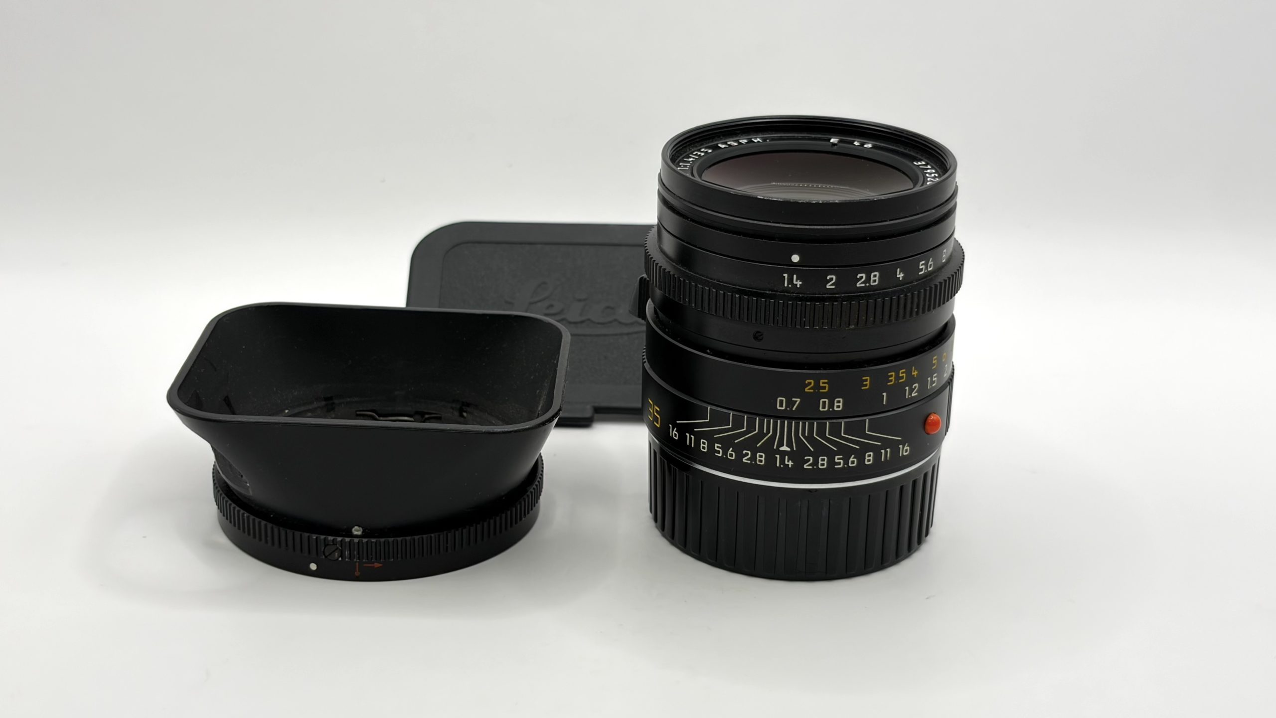 Leica Summilux 35mm f1.4 Aspherical (11874 pre FLE) - Image 5
