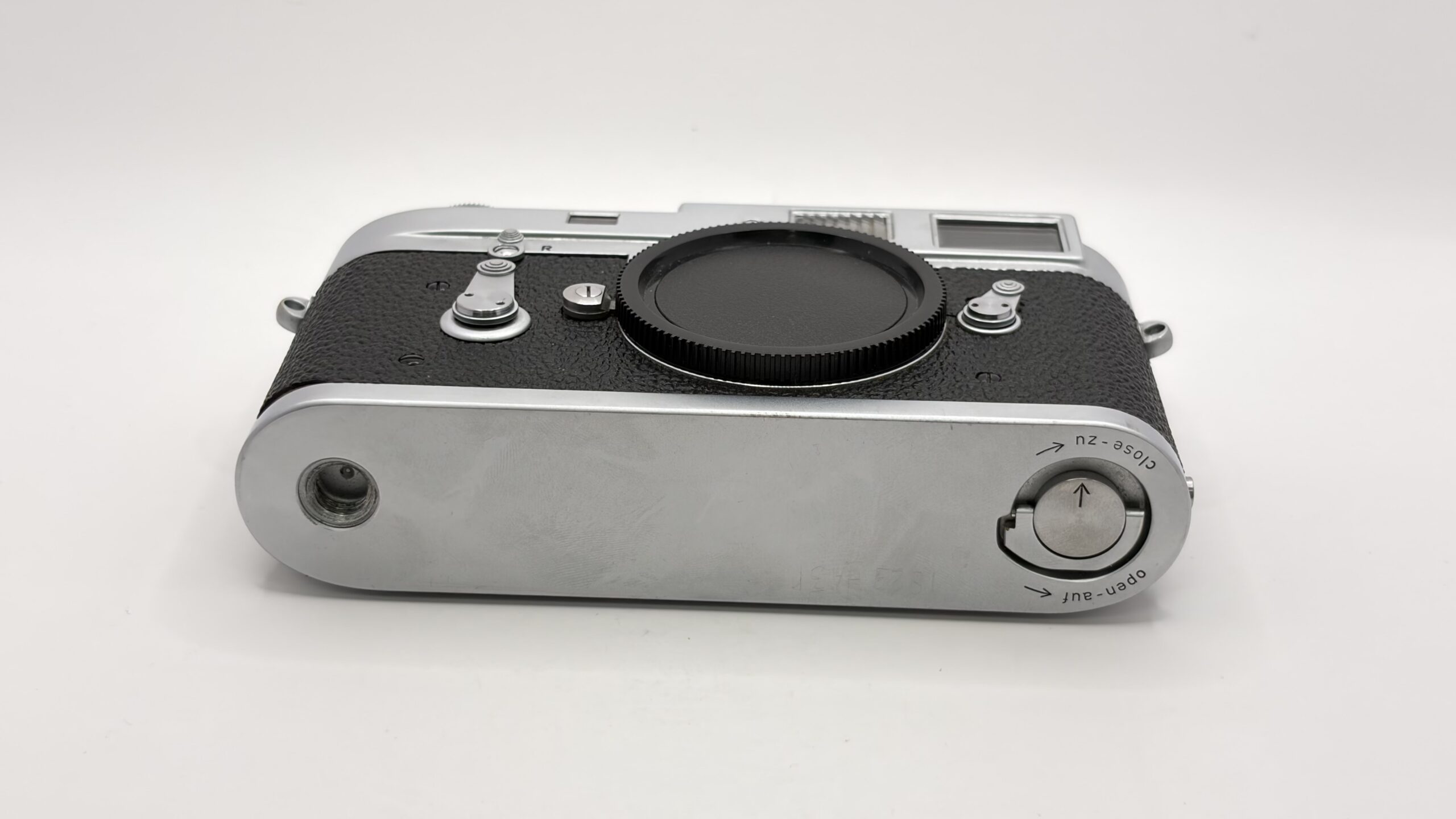 Leica M2 Rangefinder 0.72 Chrome - Image 4