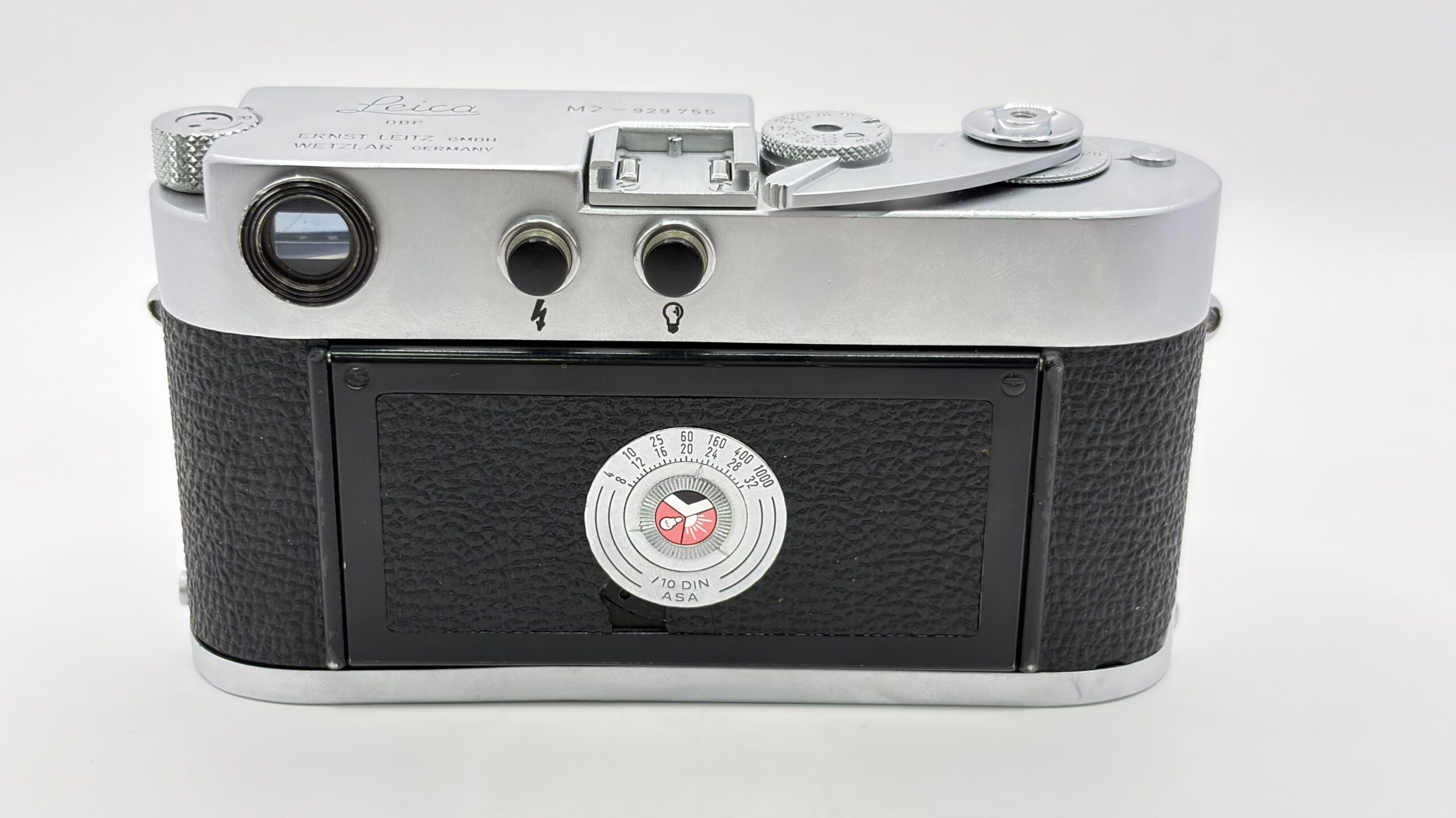 Leica M2 Rangefinder 0.72 Chrome (button rewind) with quickload system - Image 2